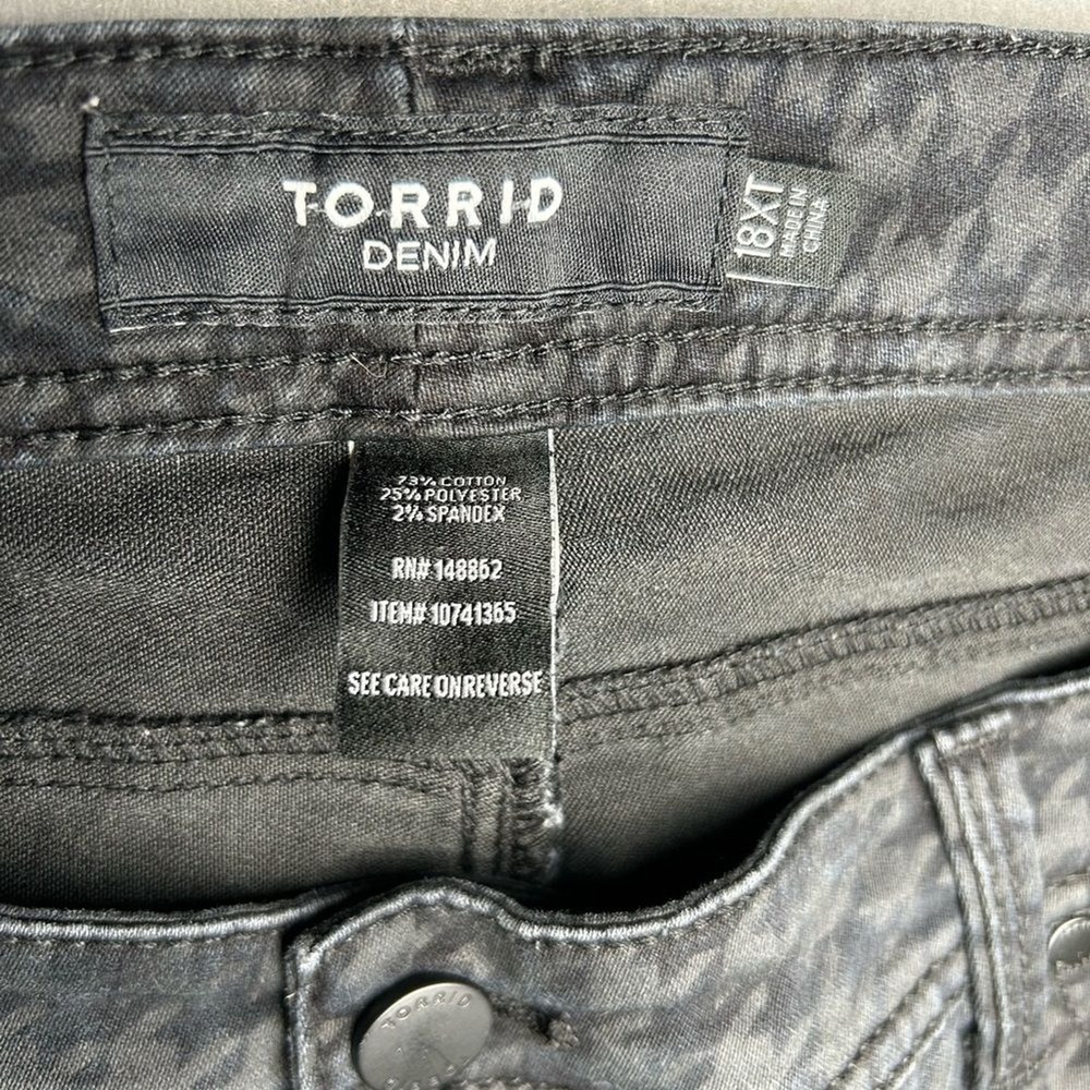 Torrid Denim Sky High Houndstooth Print Women's Size 18XT Jeans - Picture 2 of 4